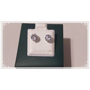 Sparkling 1 Carat Briolette Cut Sim Diamond Stud Earrings .925